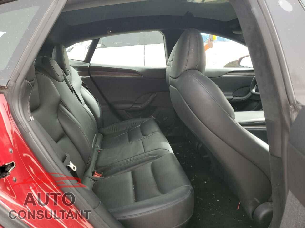 TESLA MODEL S 2021 - 5YJSA1E56MF442210