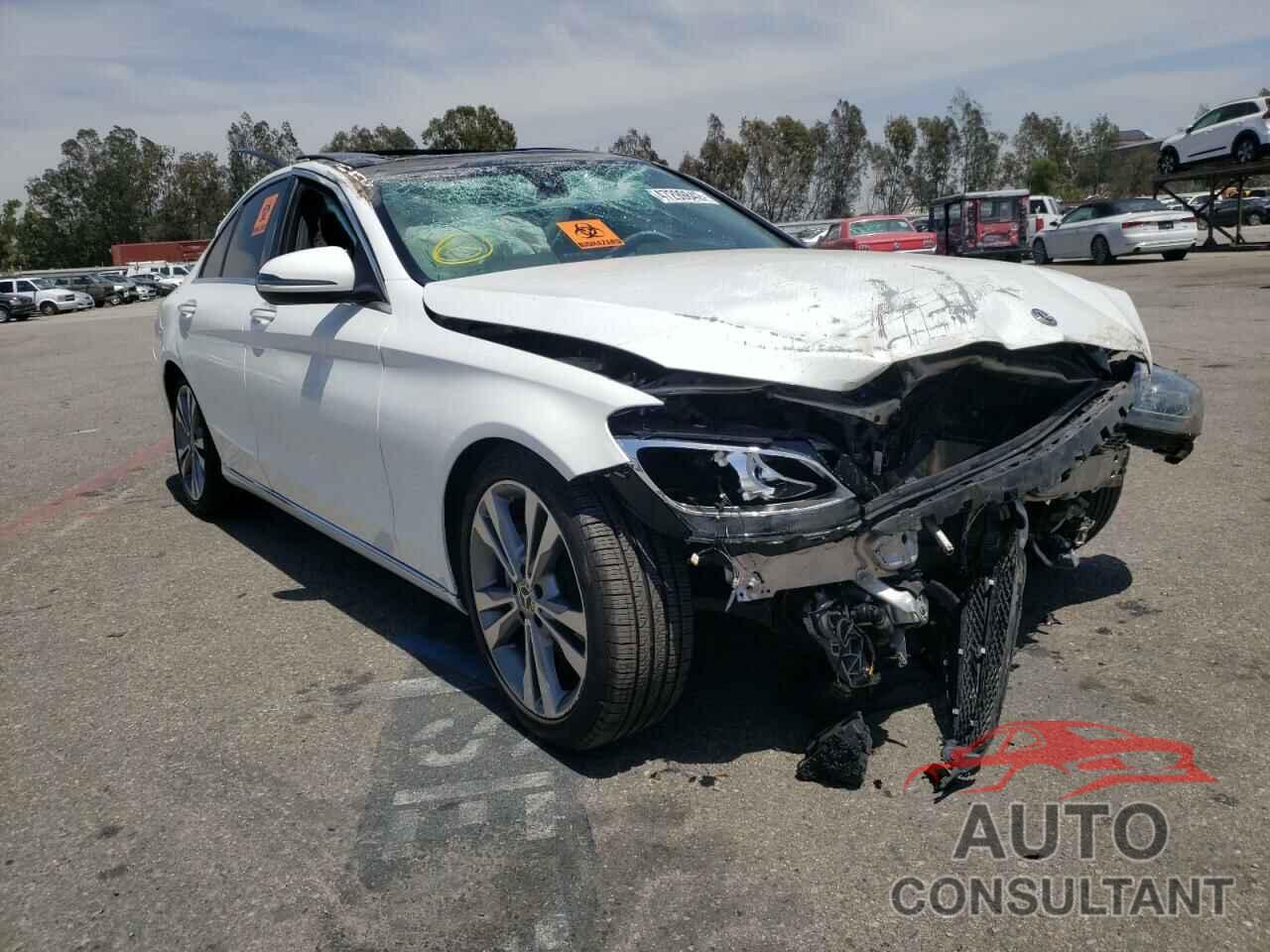MERCEDES-BENZ C-CLASS 2018 - 55SWF4JB4JU241495