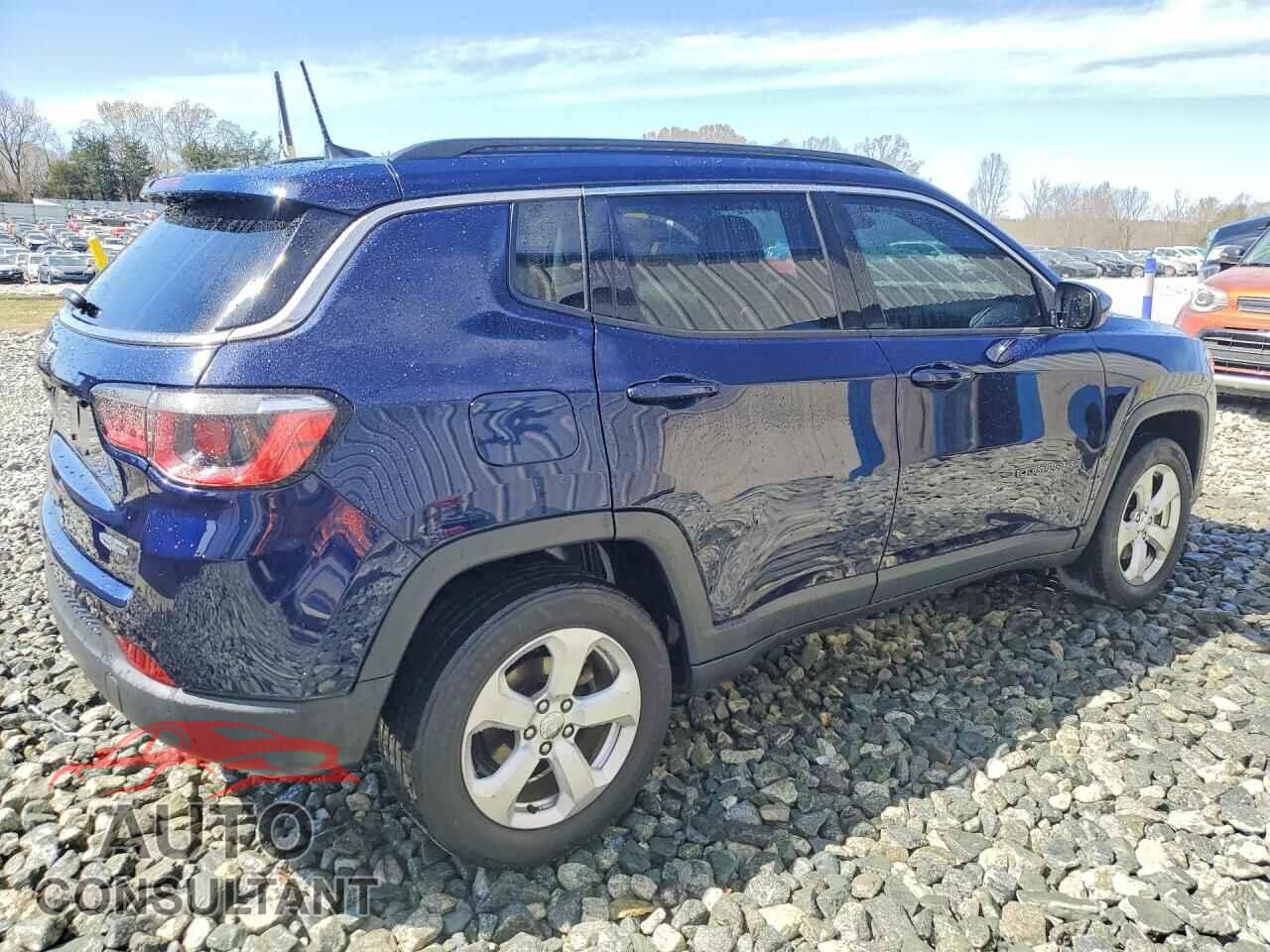 JEEP COMPASS 2018 - 3C4NJDBB0JT103979