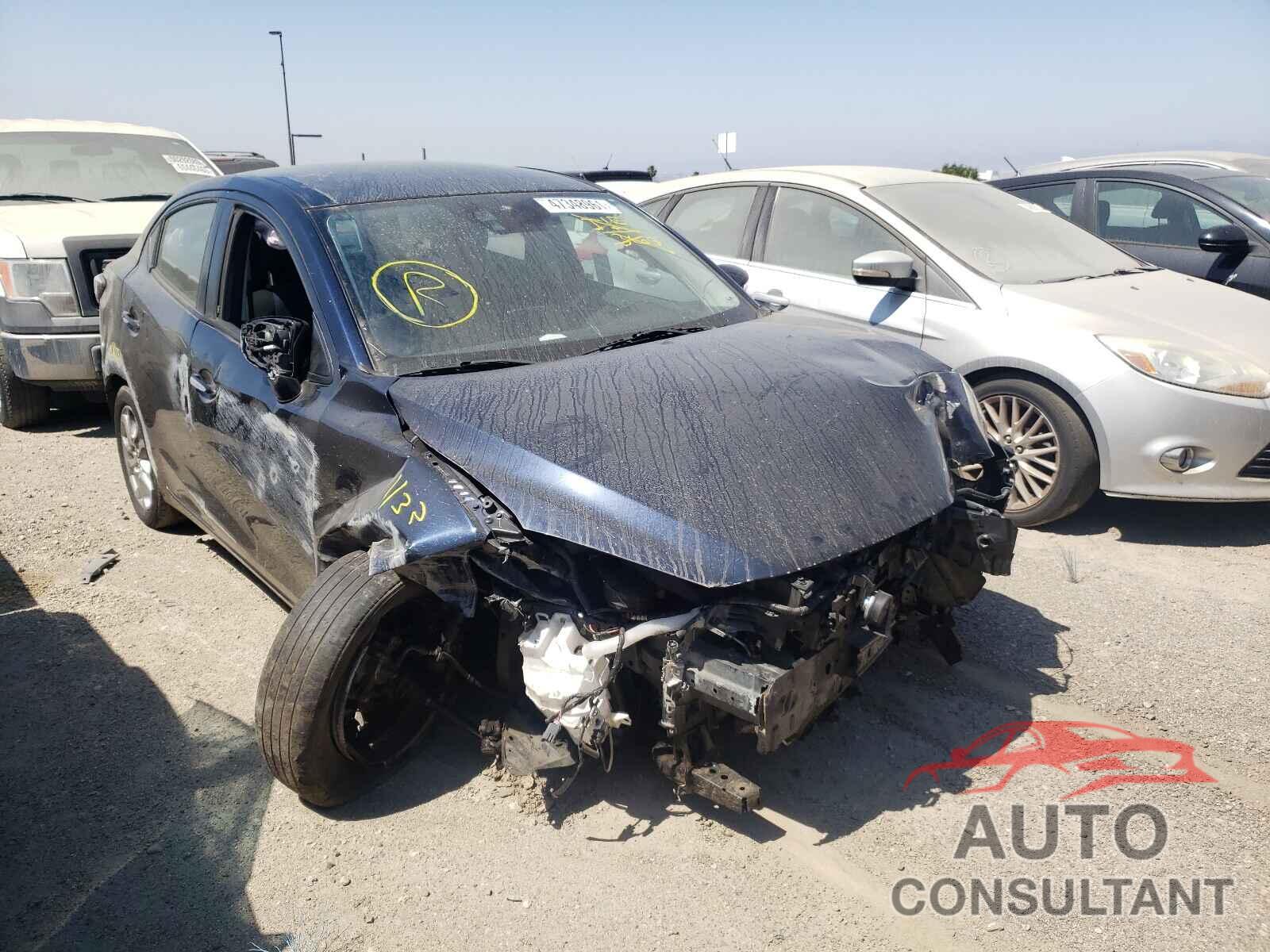 TOYOTA YARIS 2017 - 3MYDLBYVXHY172205