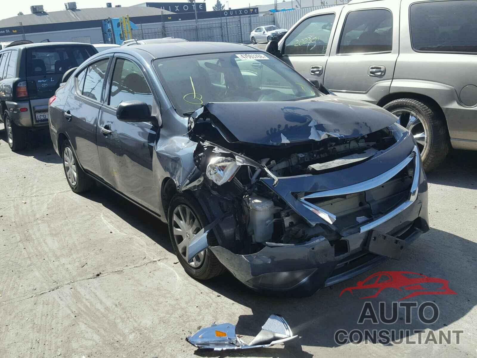 NISSAN VERSA 2015 - 3N1CN7AP2FL828813