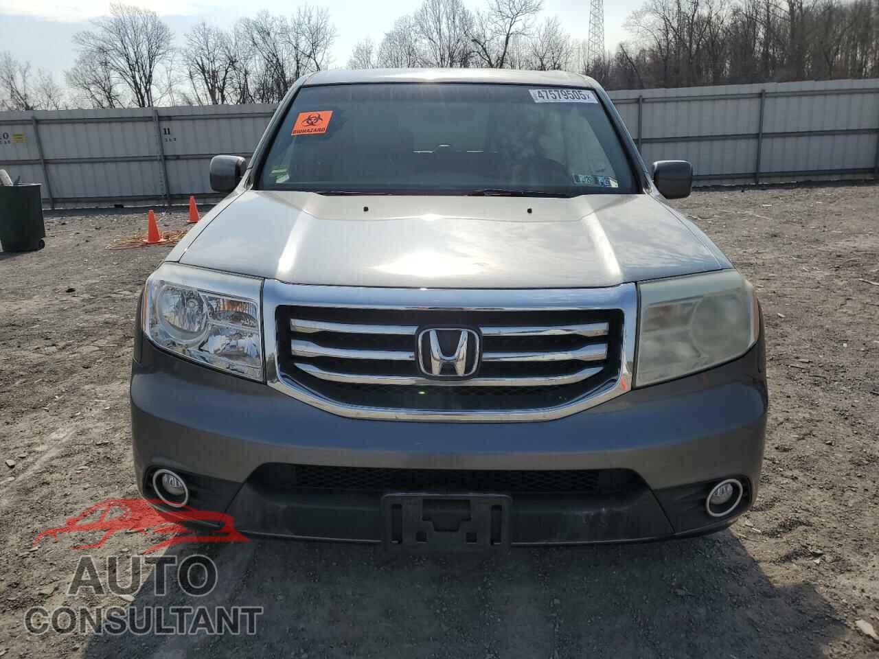 HONDA PILOT 2012 - 5FNYF4H49CB015537