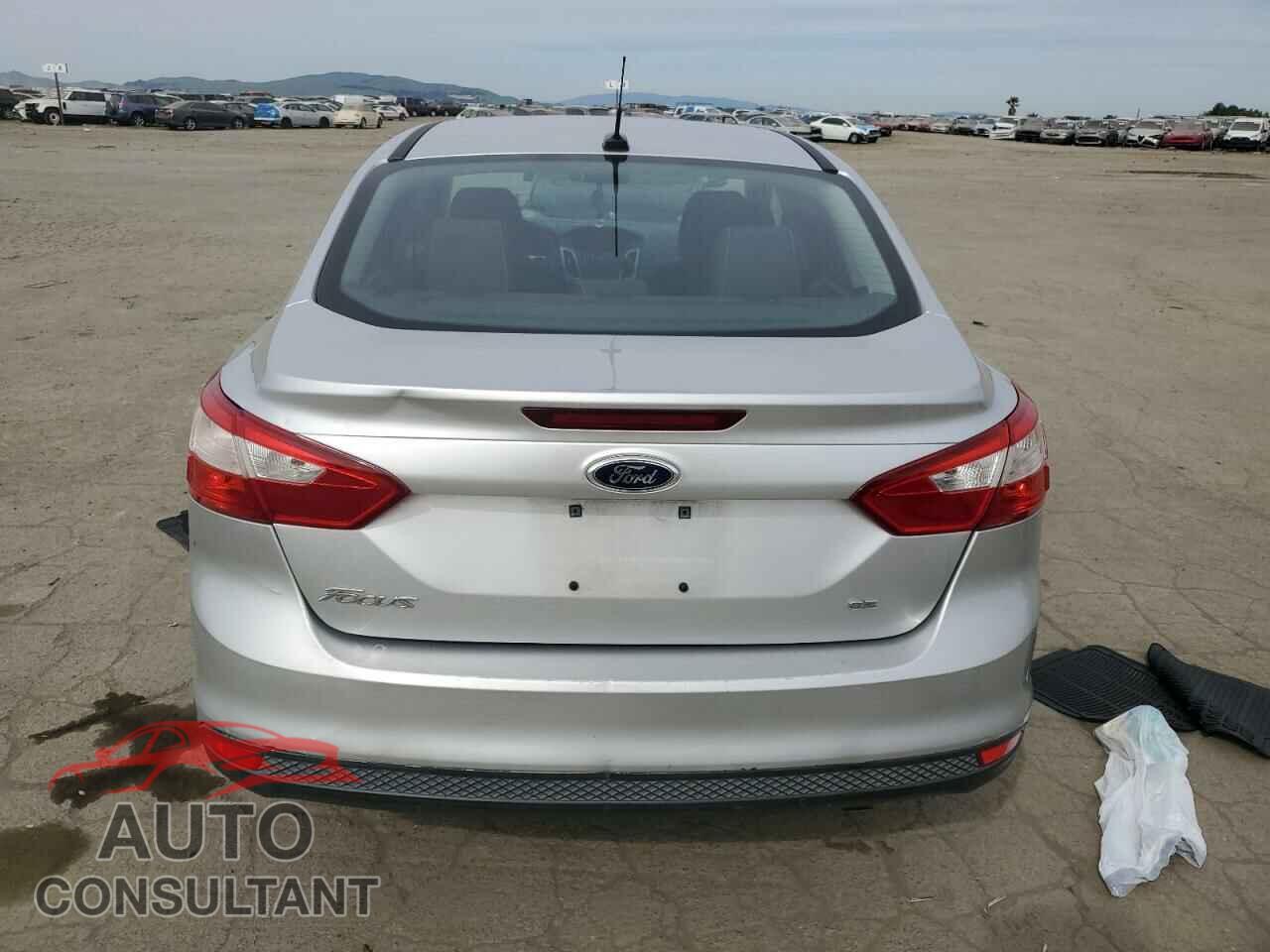 FORD FOCUS 2014 - 1FADP3F20EL399768