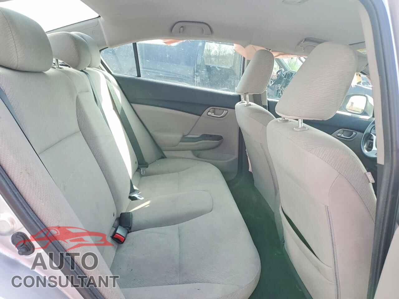 HONDA CIVIC 2013 - 19XFB2F54DE032207