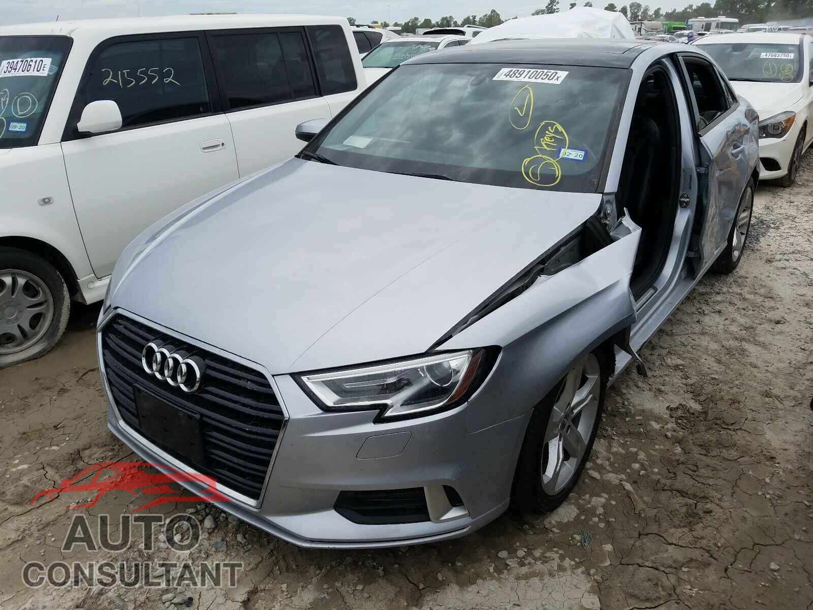 AUDI A3 2017 - WAUAUGFF0H1052471