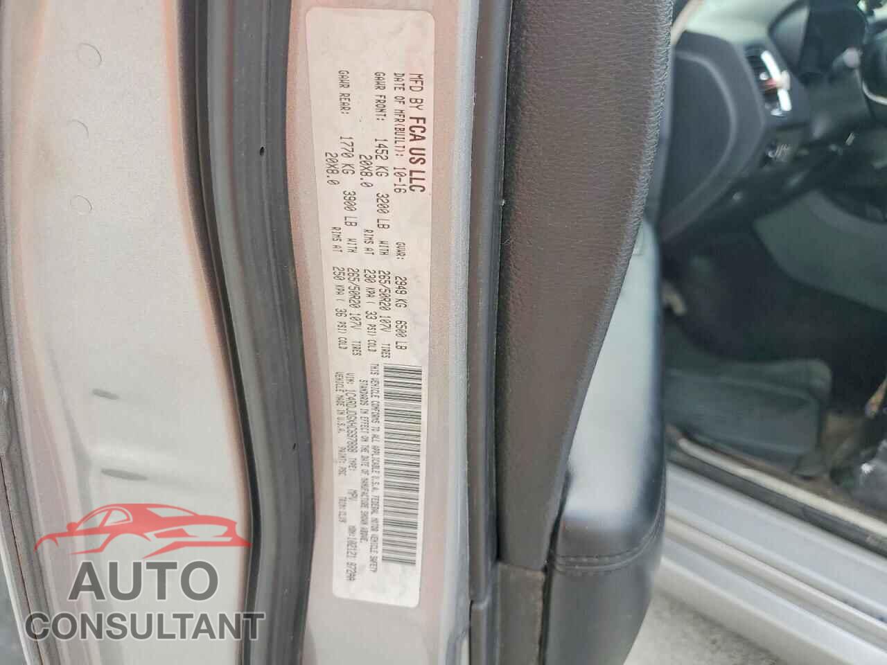 DODGE DURANGO 2017 - 1C4RDJDGXHC697888