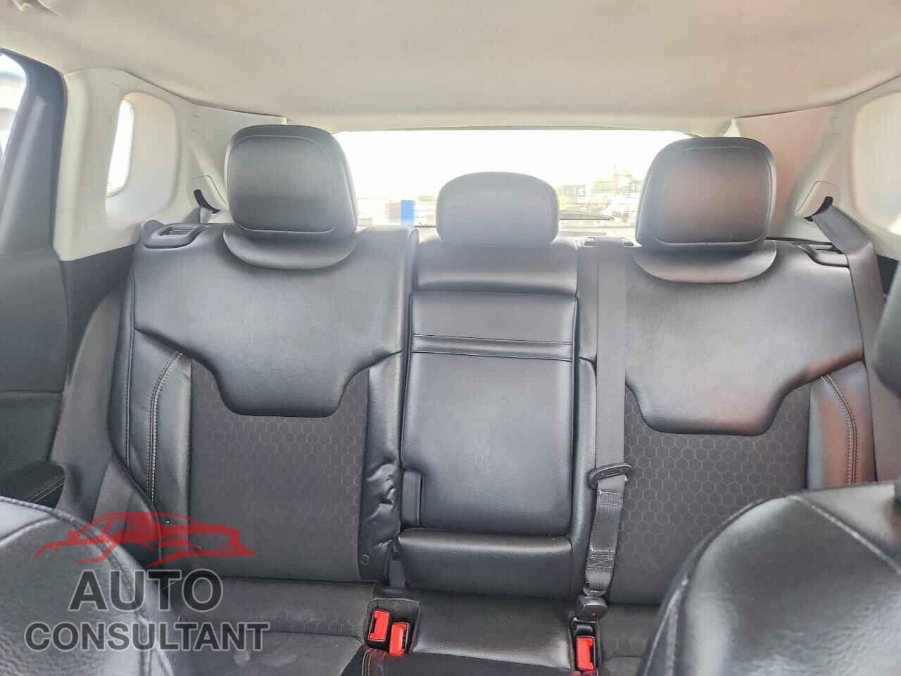 JEEP COMPASS 2018 - 3C4NJDBB5JT401945