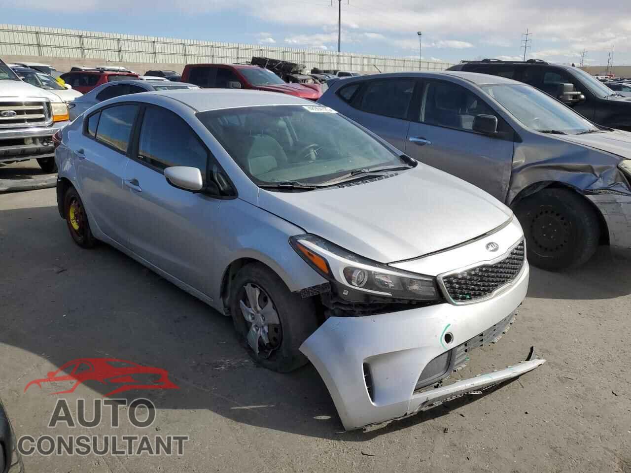 KIA FORTE 2017 - 3KPFK4A78HE098723