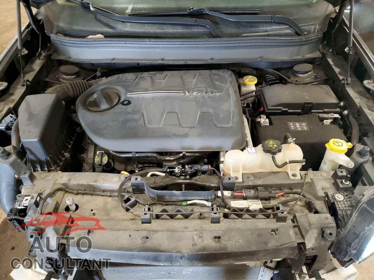 JEEP GRAND CHER 2019 - 1C4PJMDX9KD198101