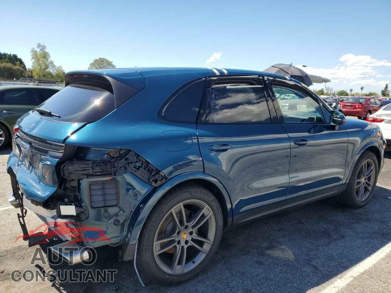 PORSCHE CAYENNE 2024 - WP1AA2AY5RDA02221