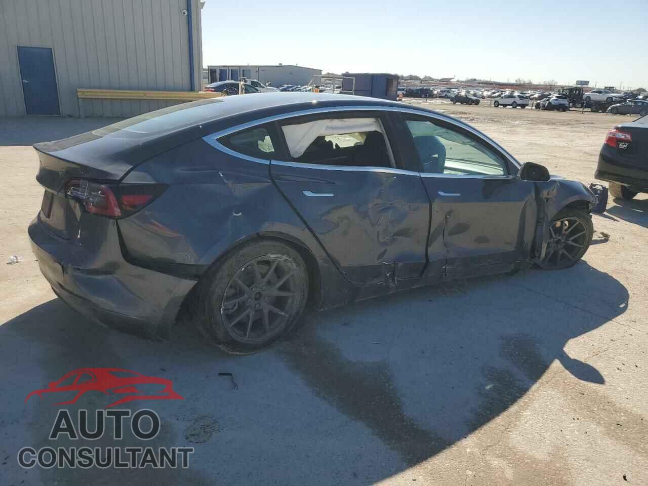 TESLA MODEL 3 2019 - 5YJ3E1EAXKF325507