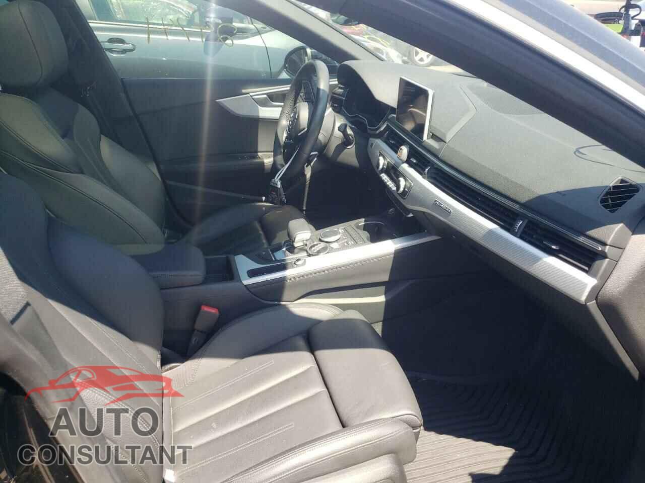 AUDI A5 2019 - WAUENCF57KA064736