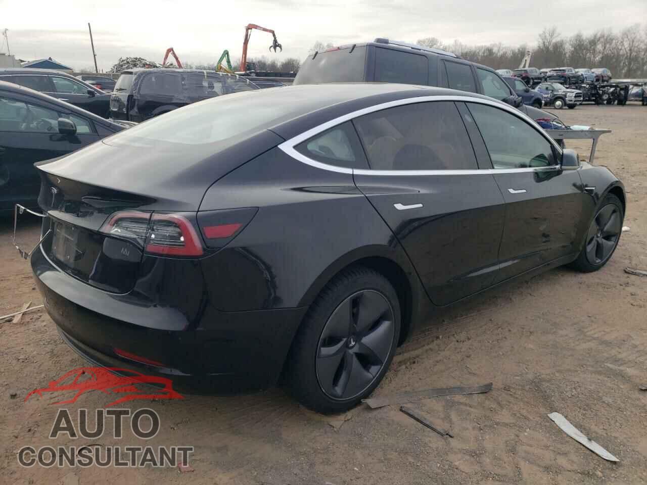 TESLA MODEL 3 2018 - 5YJ3E1EBXJF095927