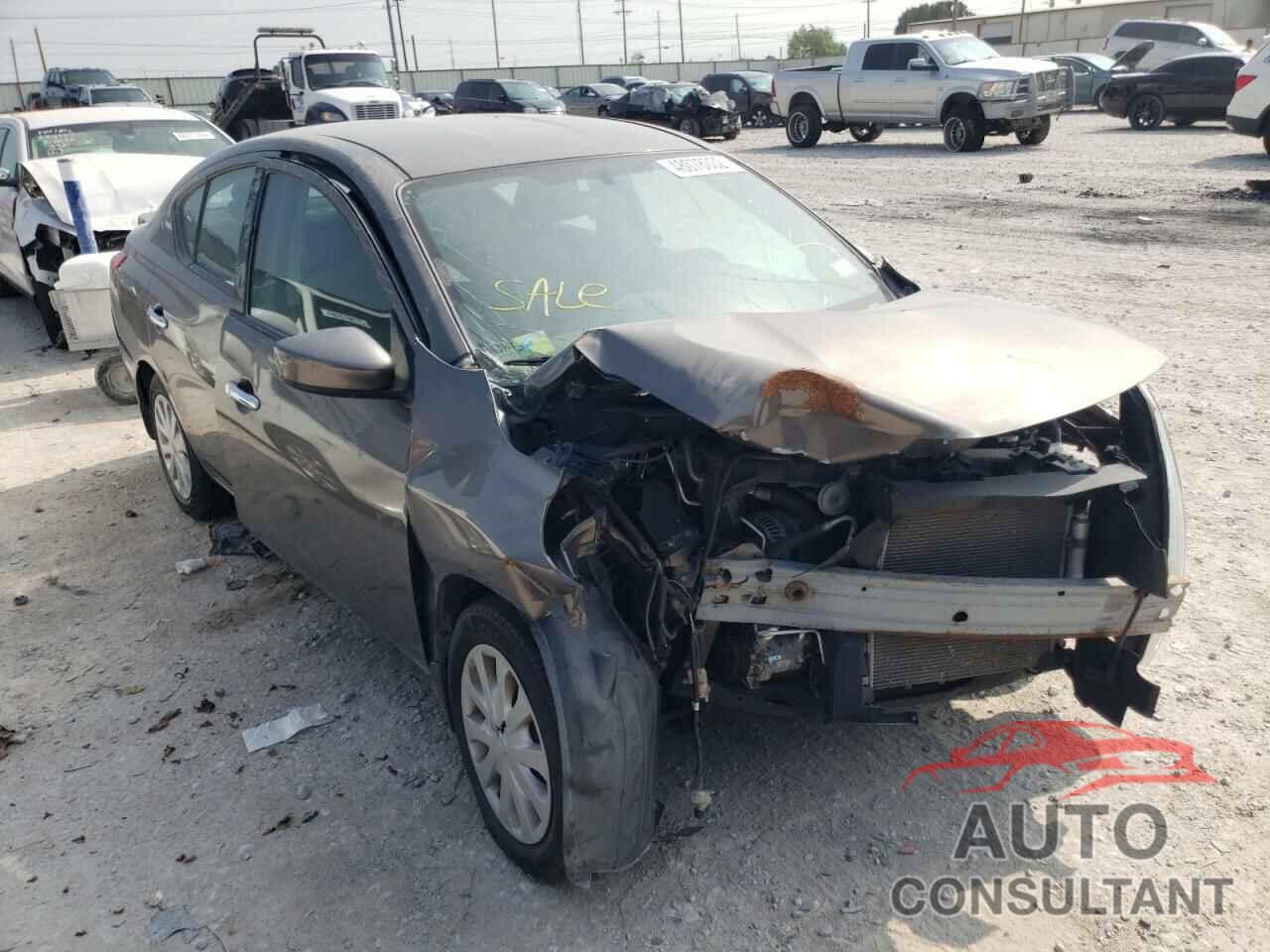 NISSAN VERSA 2017 - 3N1CN7AP1HL819202