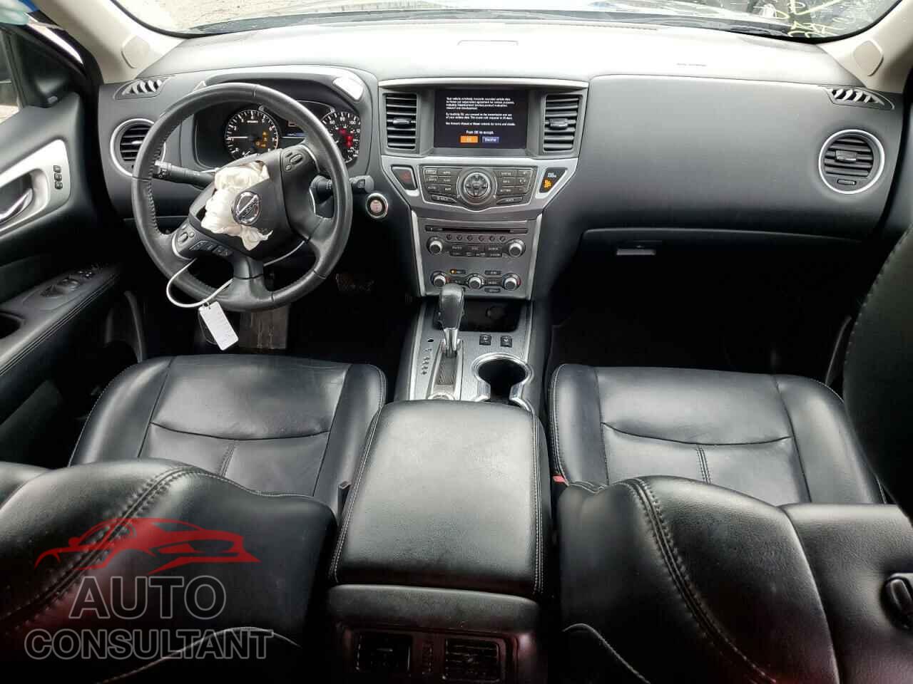 NISSAN PATHFINDER 2017 - 5N1DR2MM8HC679229