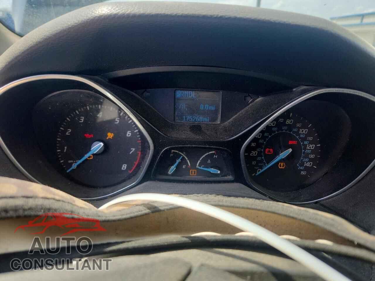 FORD FOCUS 2012 - 1FAHP3F22CL114082