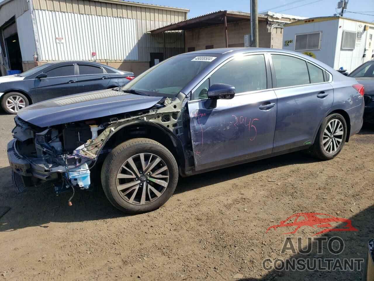 SUBARU LEGACY 2018 - 4S3BNAF68J3027460