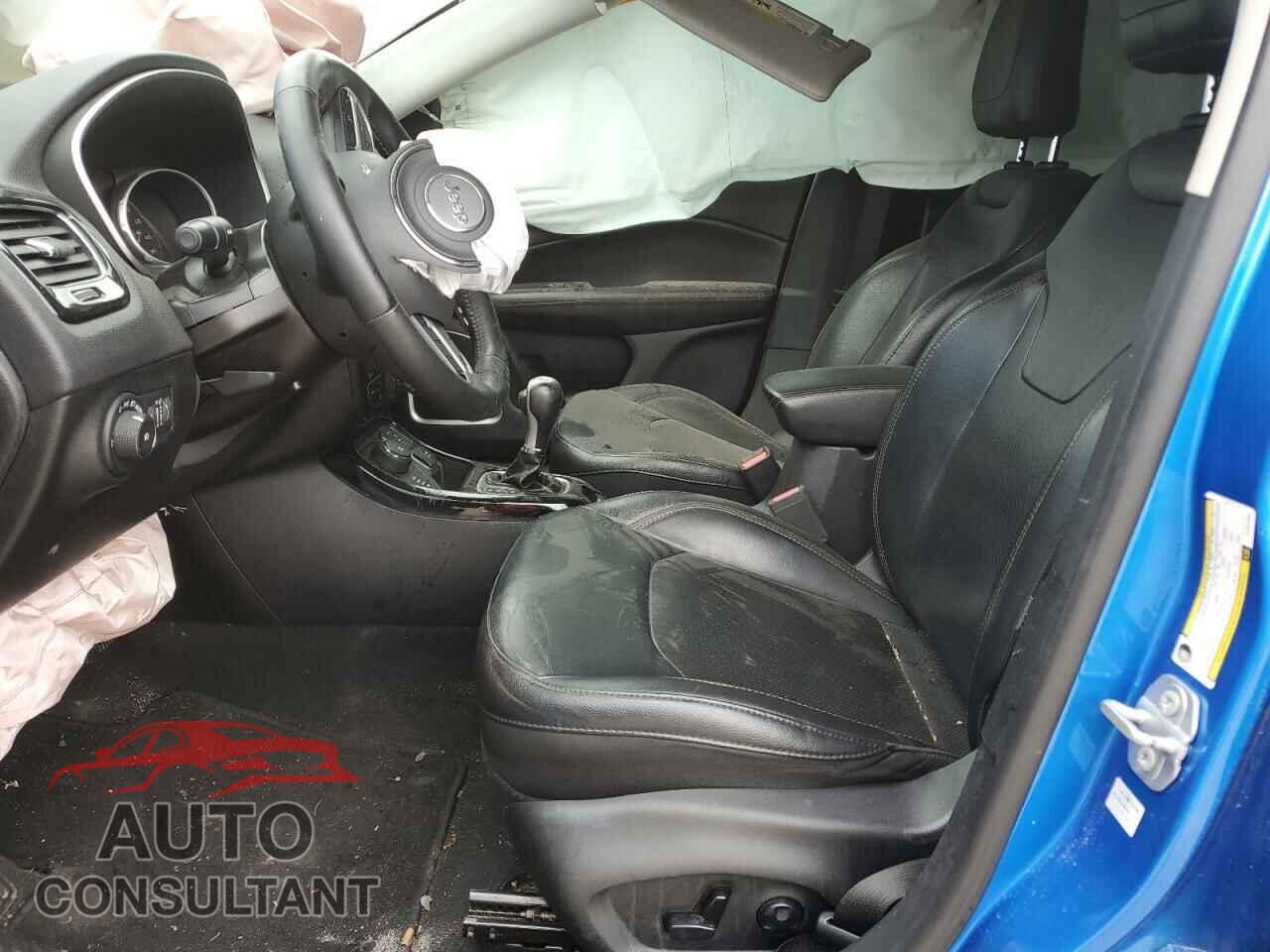 JEEP COMPASS 2019 - 3C4NJDCB1KT647844