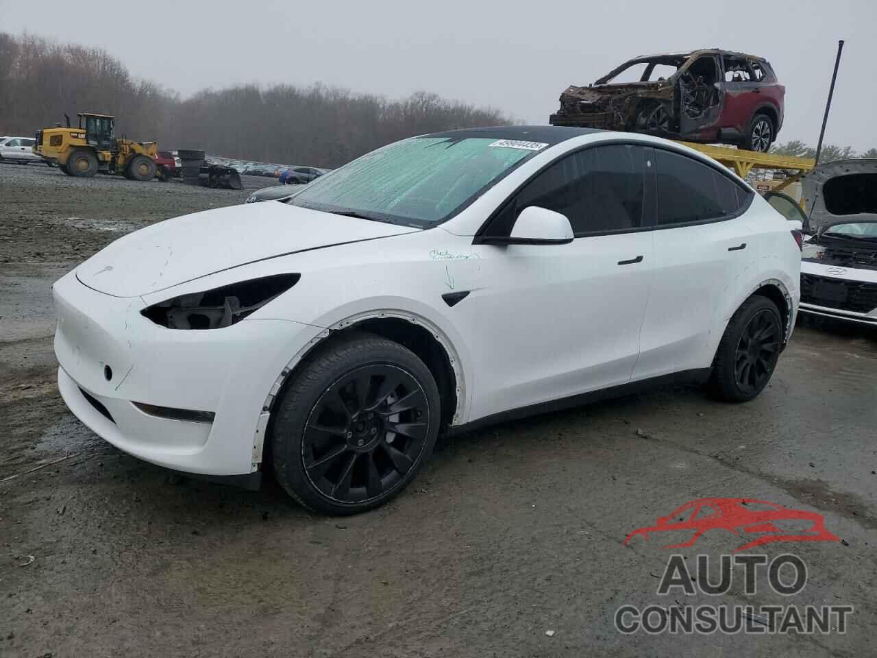 TESLA MODEL Y 2023 - 7SAYGDEE7PA102174