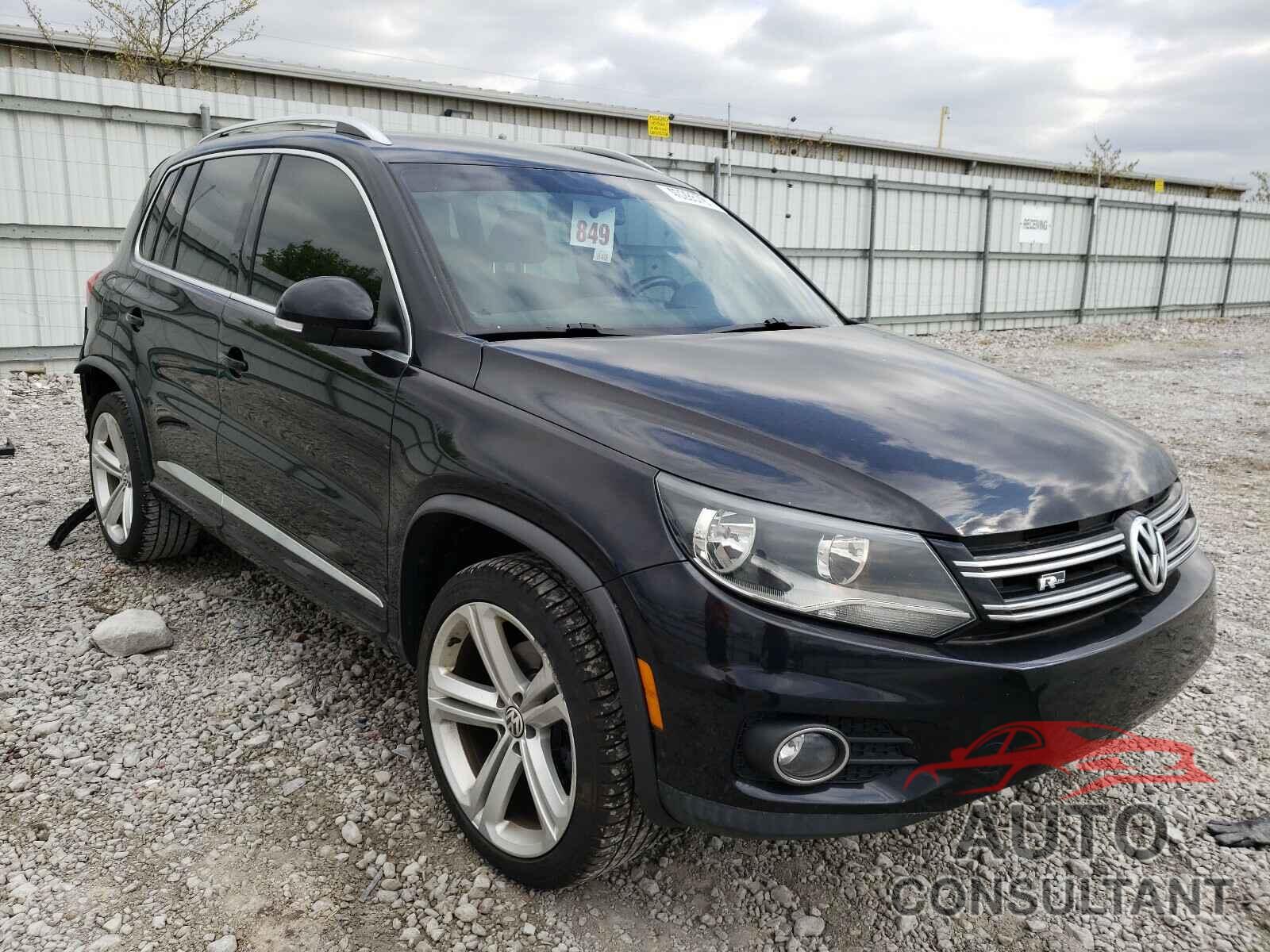 VOLKSWAGEN TIGUAN 2016 - WVGAV7AX6GW065609