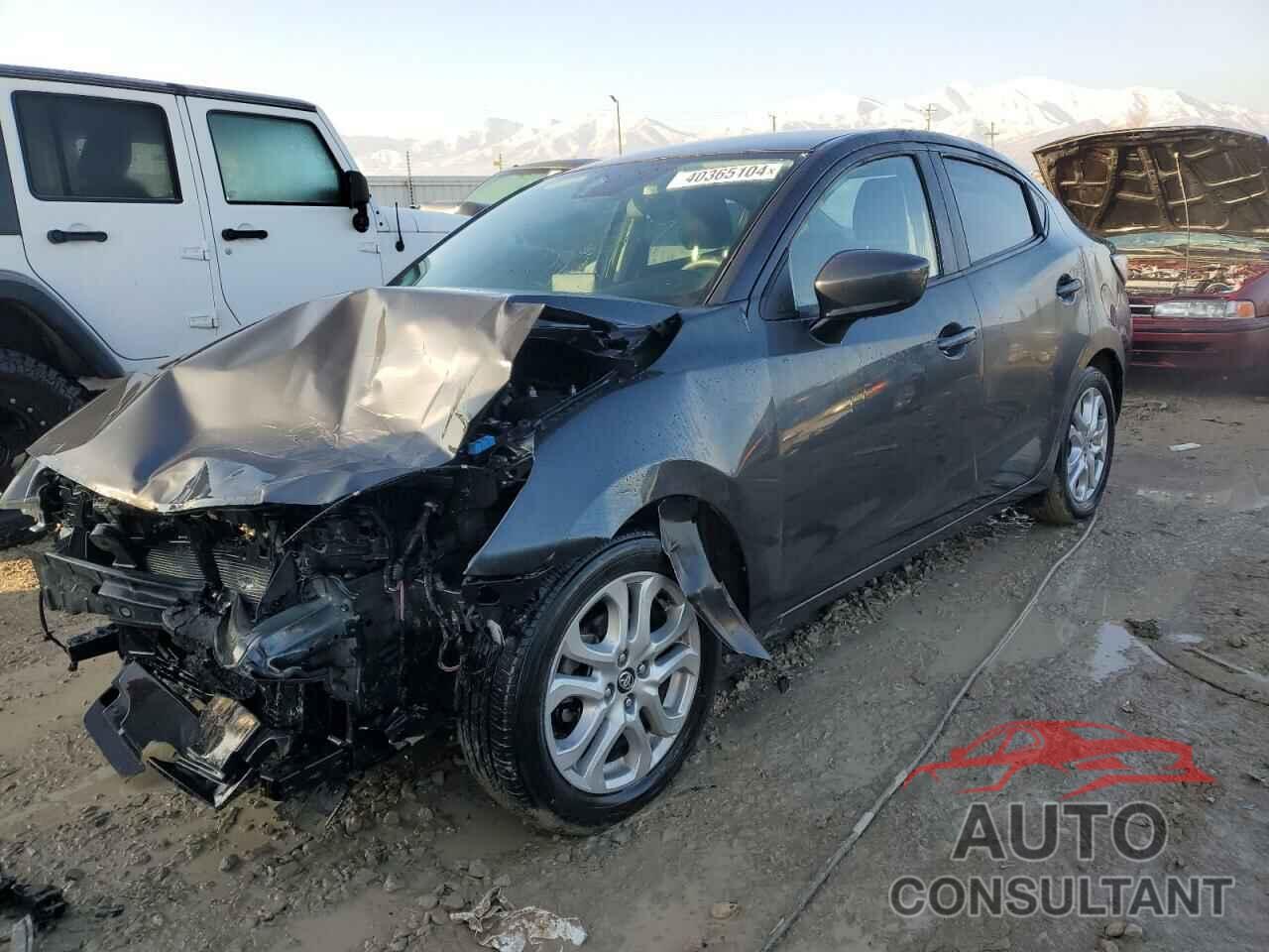 TOYOTA YARIS 2018 - 3MYDLBYV7JY316105