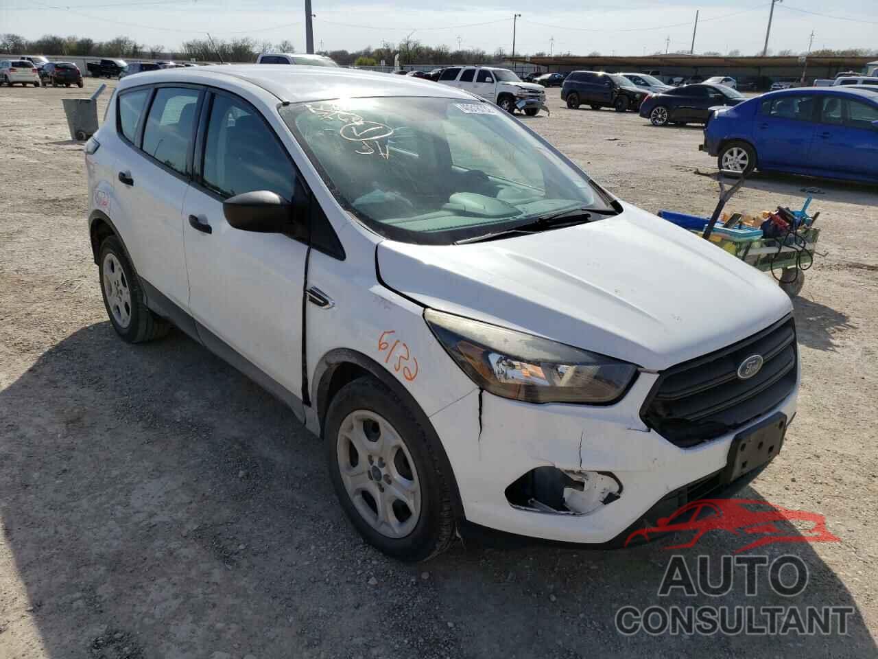 FORD ESCAPE 2018 - 1FMCU0F73JUA54954