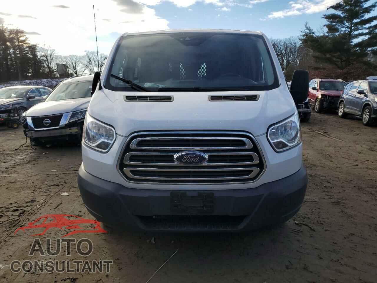 FORD TRANSIT 2018 - 1FTYR1YM7JKA63429