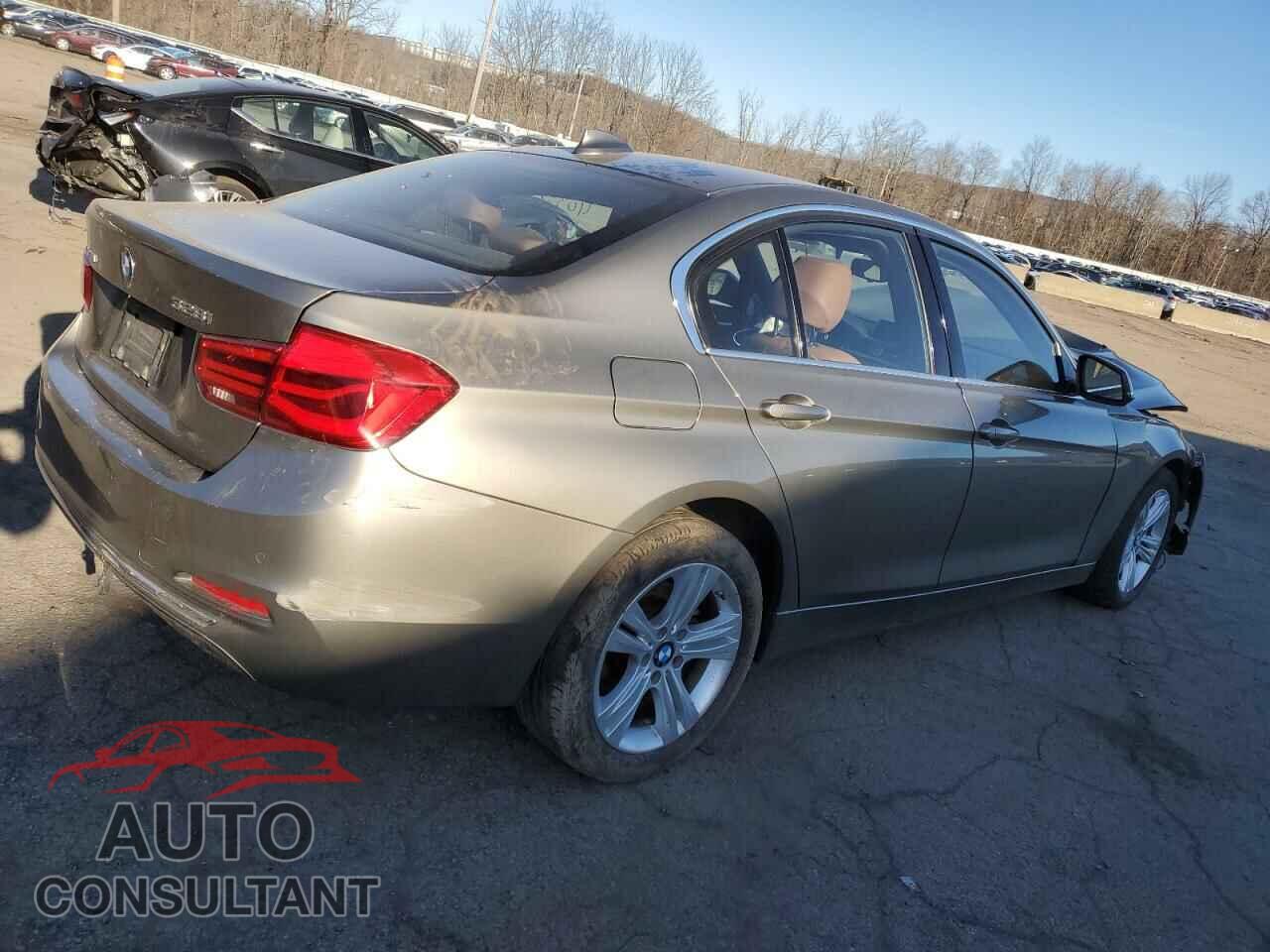 BMW 3 SERIES 2016 - WBA8E3G54GNU03898