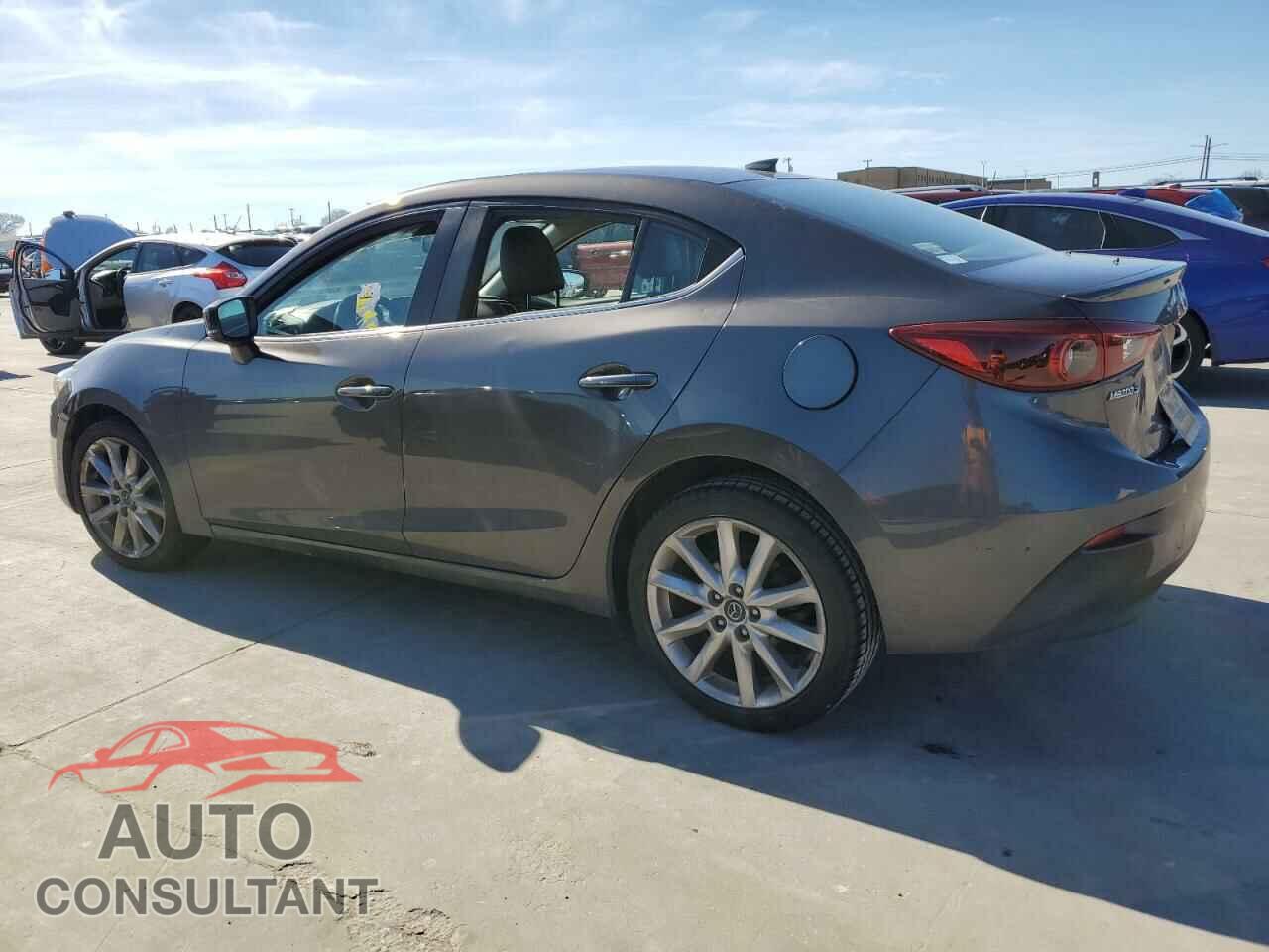 MAZDA 3 2017 - 3MZBN1W34HM151298