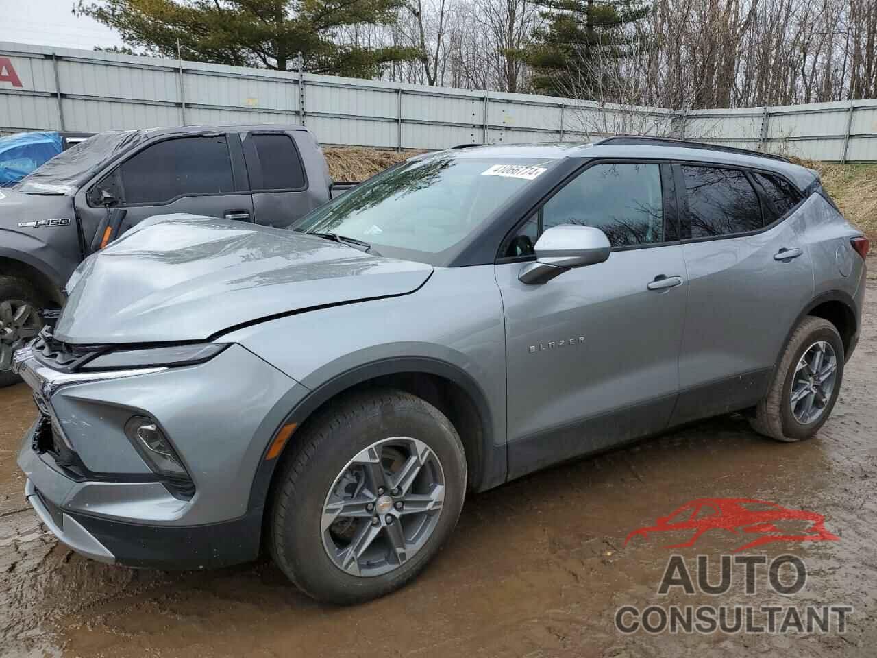 CHEVROLET BLAZER 2023 - 3GNKBHR47PS131203