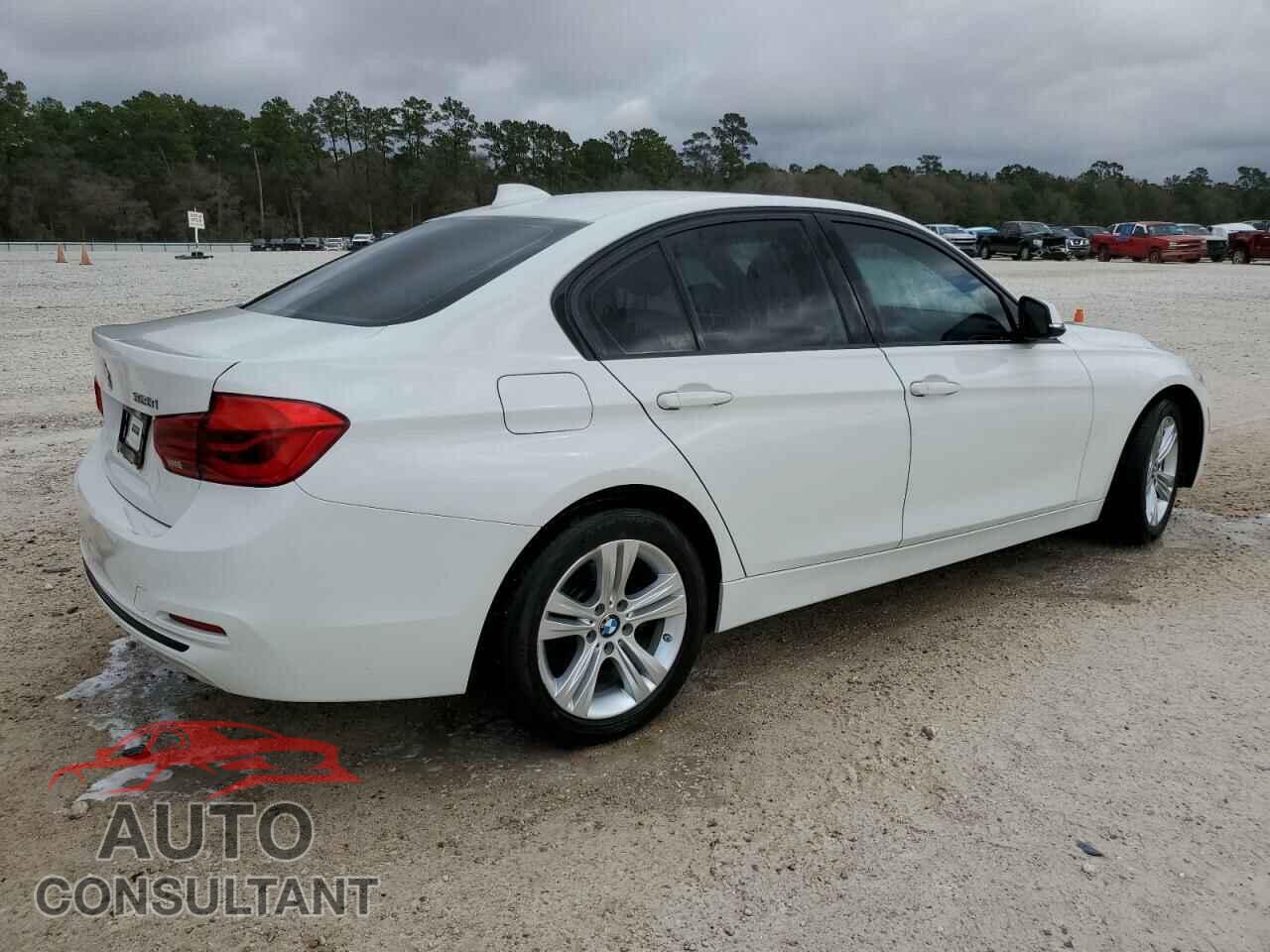 BMW 3 SERIES 2016 - WBA8E9G58GNU28077
