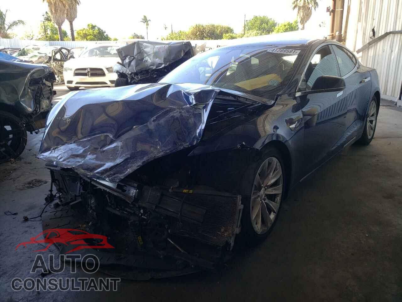 TESLA MODEL S 2017 - 5YJSA1E15HF233835