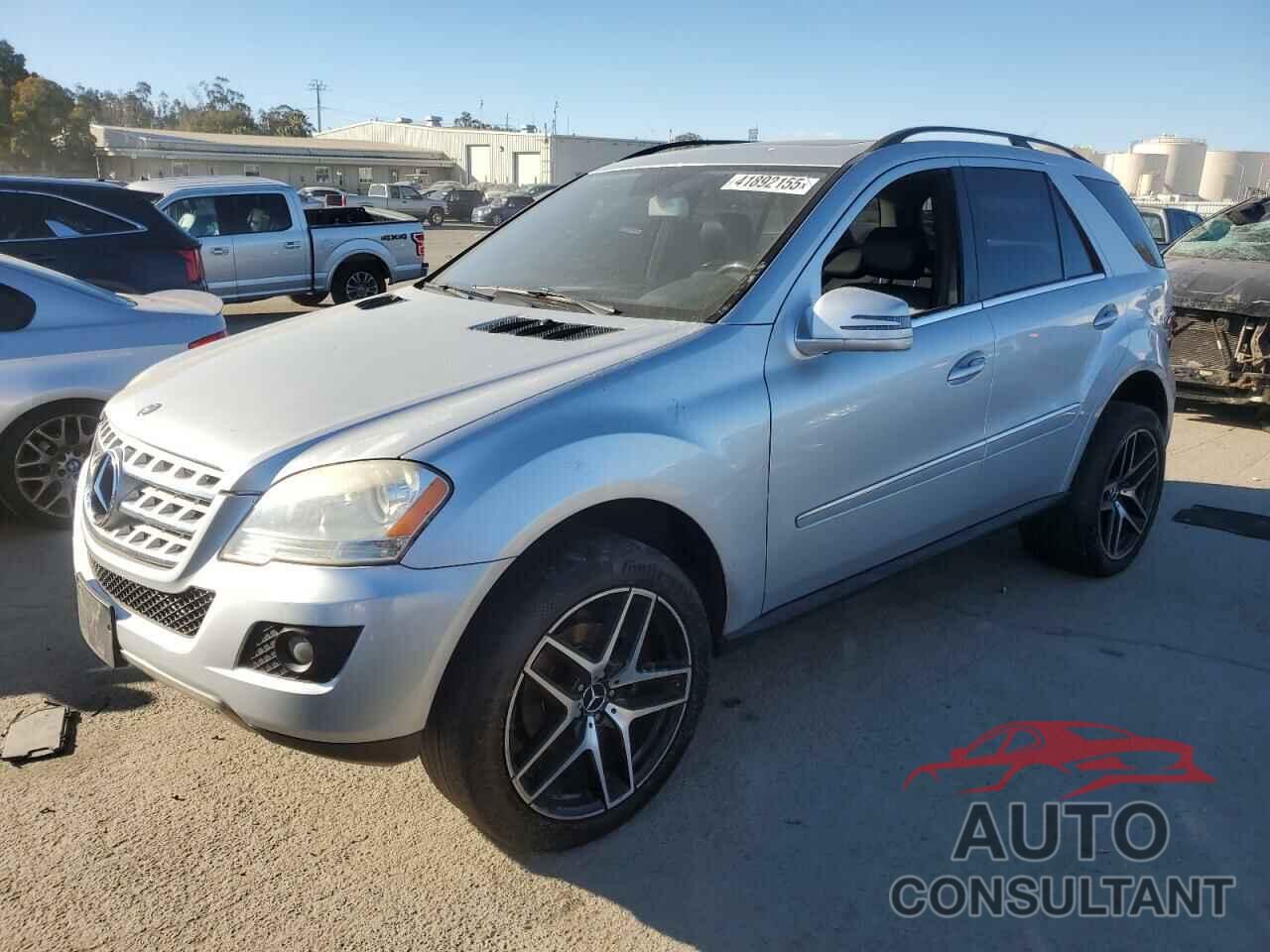 MERCEDES-BENZ M-CLASS 2011 - 4JGBB8GB8BA732846
