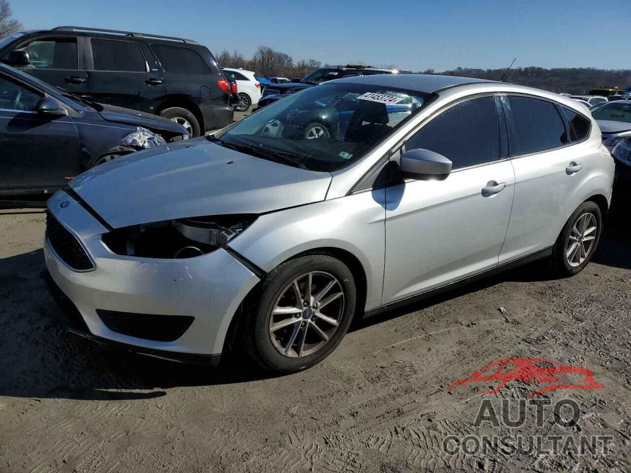 FORD FOCUS 2018 - 1FADP3K23JL262386