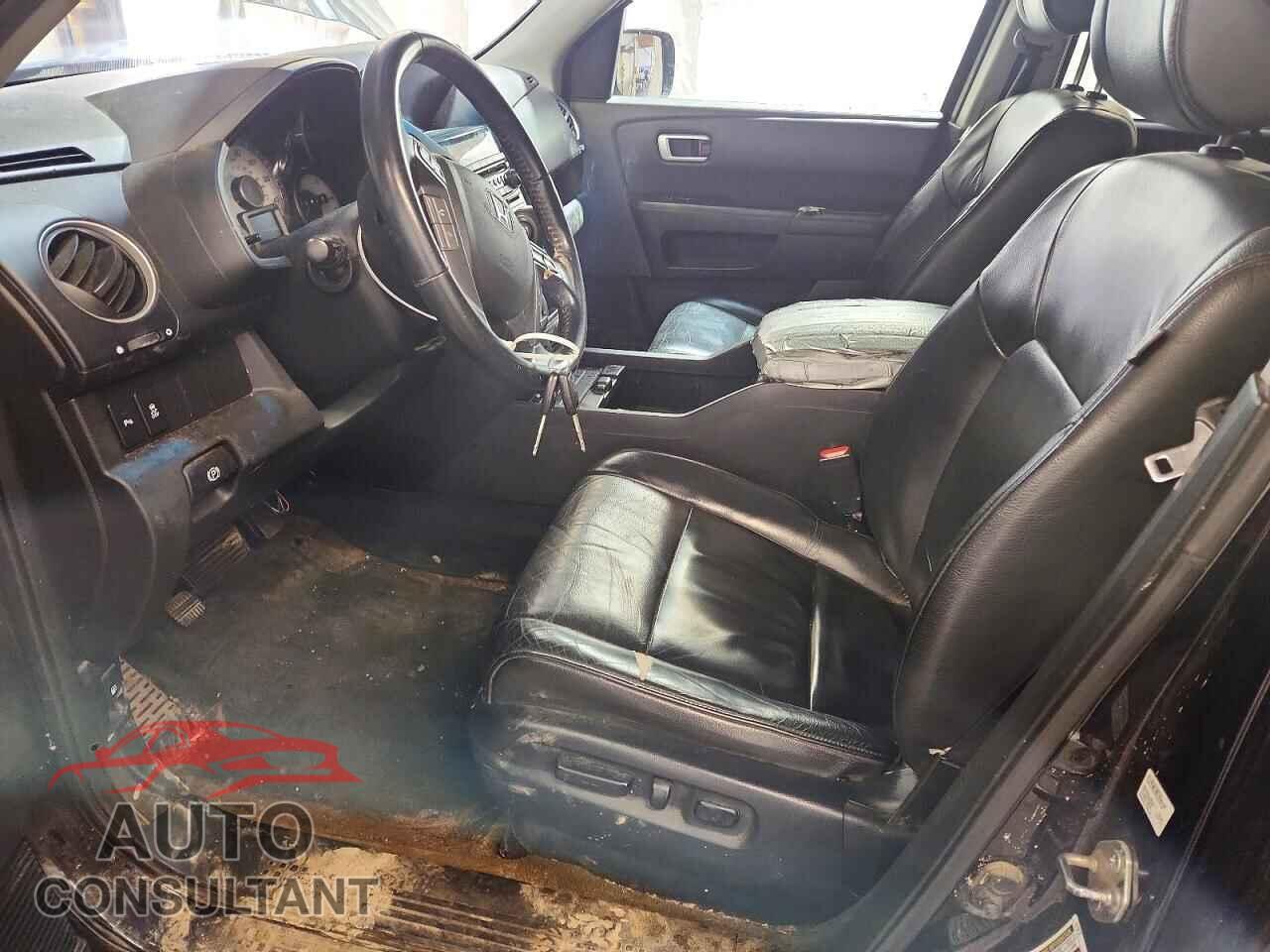 HONDA PILOT 2014 - 5FNYF4H94EB006887