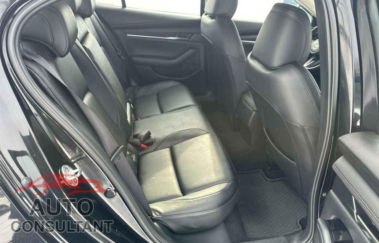 MAZDA 3 2019 - JM1BPACL4K1114449