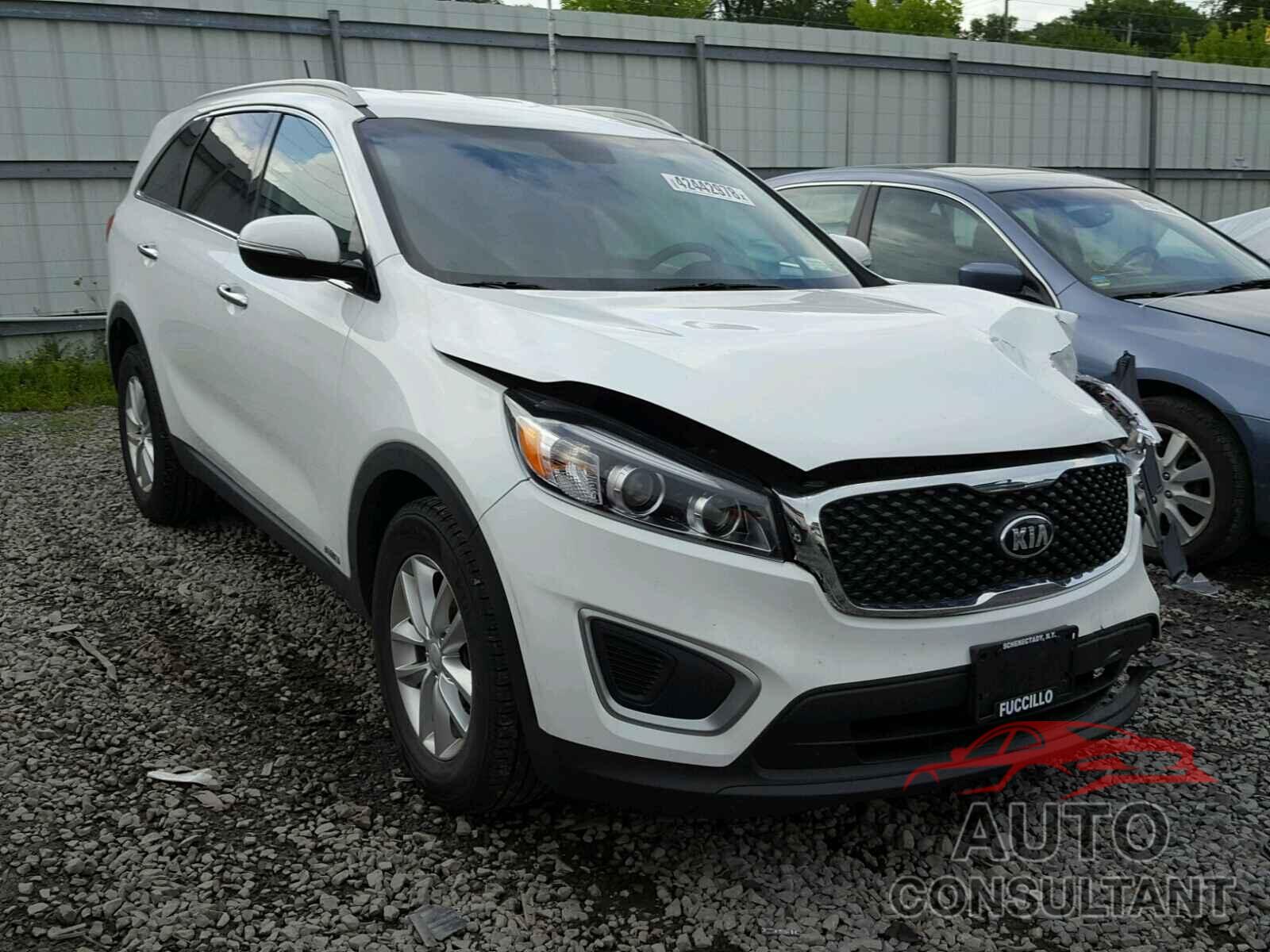 KIA SORENTO LX 2017 - 5XYPGDA33HG218885