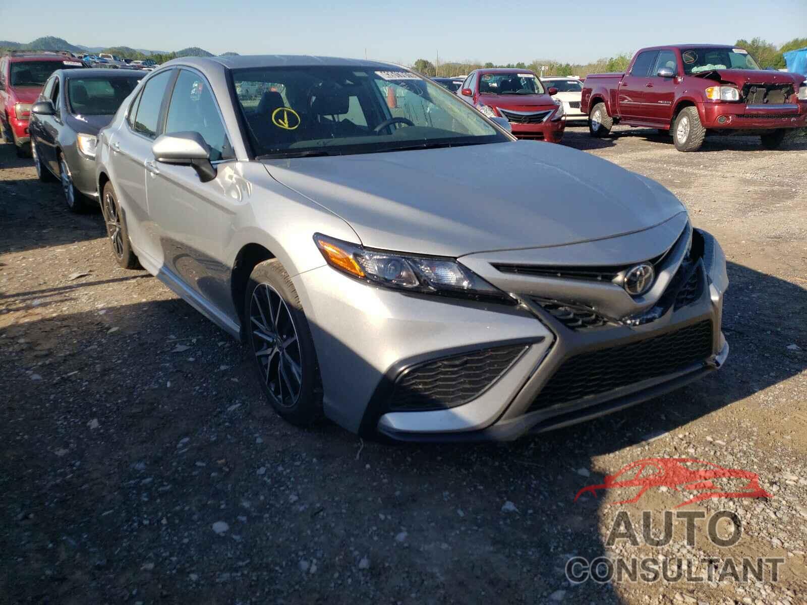 TOYOTA CAMRY 2021 - 4T1G11AK2MU438210