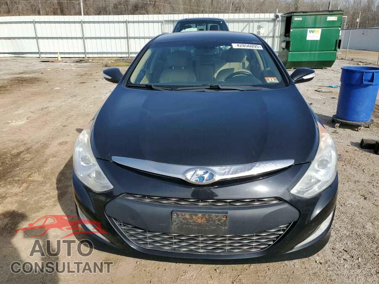 HYUNDAI SONATA 2012 - KMHEC4A41CA033458