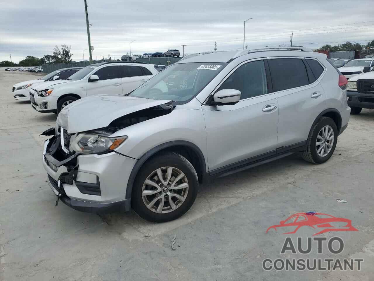 NISSAN ROGUE 2017 - KNMAT2MTXHP520317