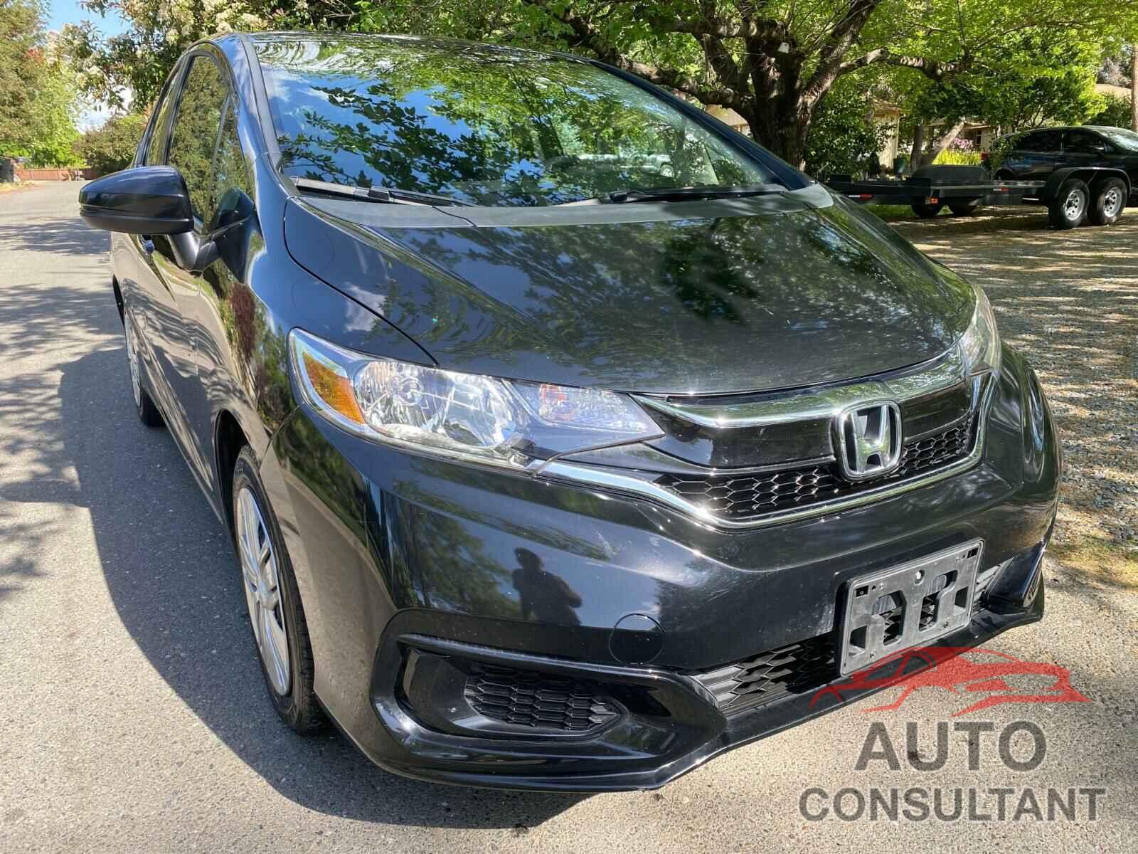 HONDA FIT 2018 - 3HGGK5H44JM719412