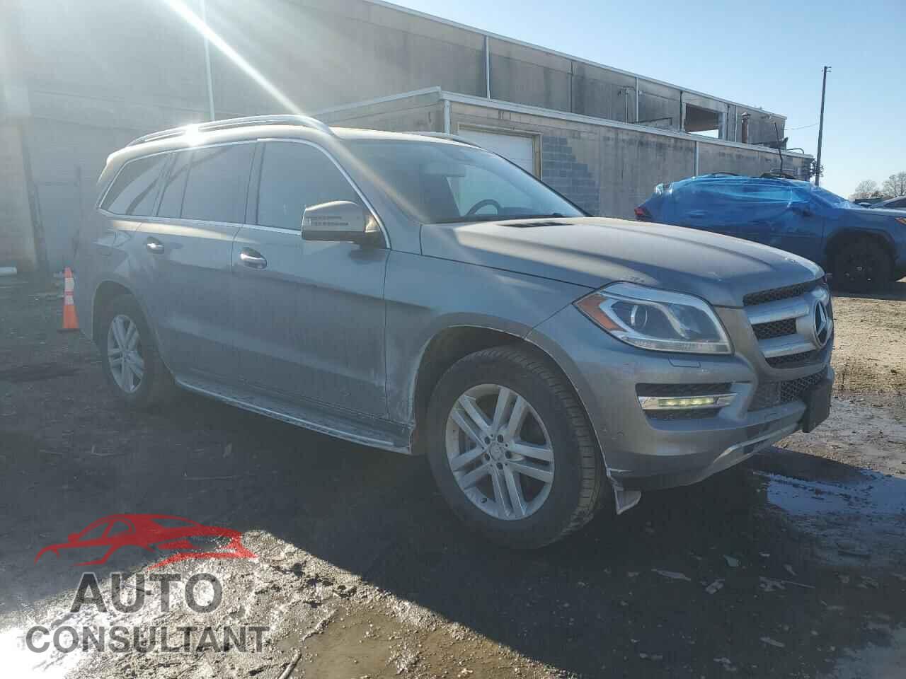MERCEDES-BENZ GL-CLASS 2015 - 4JGDF6EE3FA586487