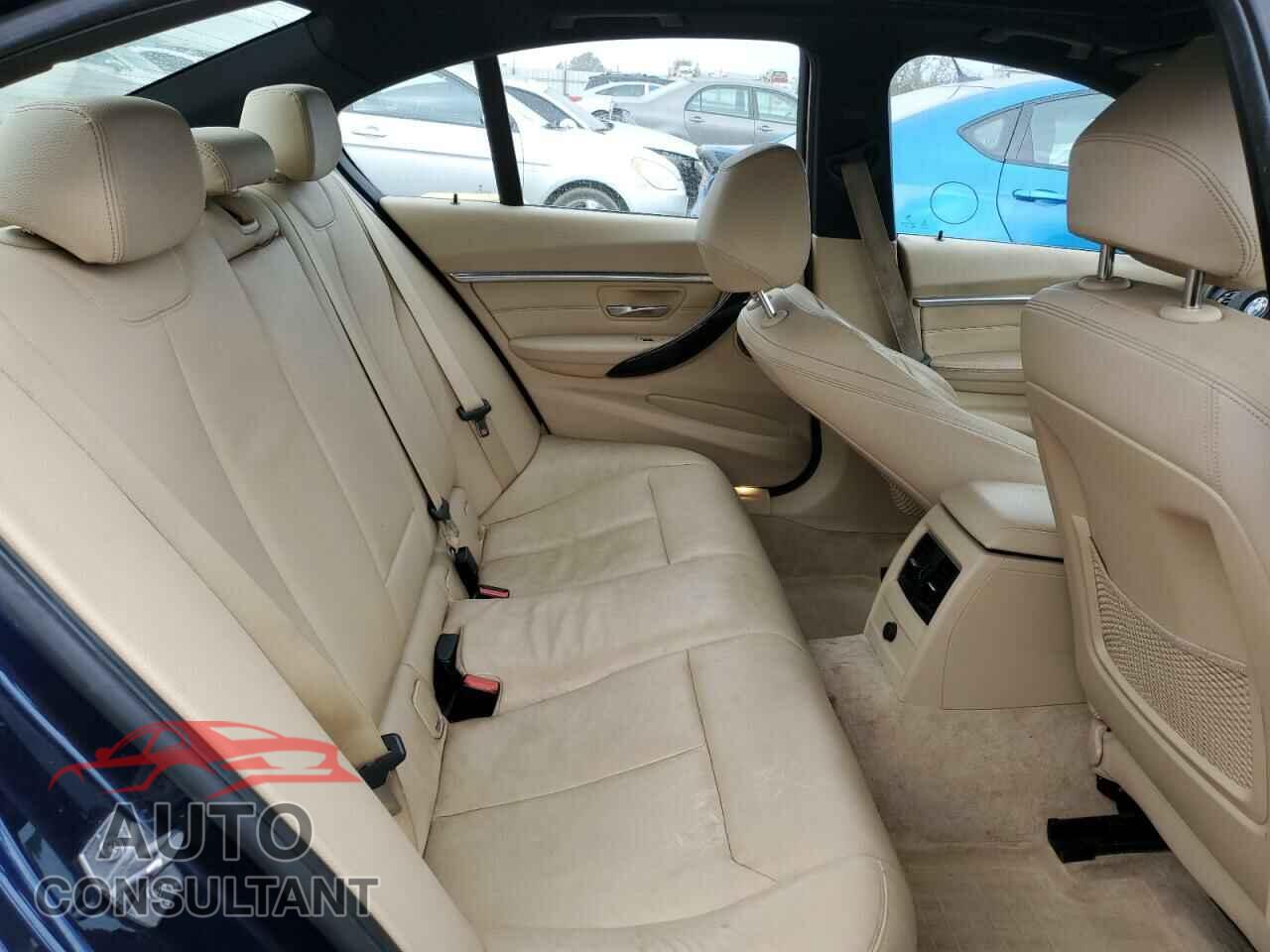 BMW 3 SERIES 2016 - WBA8E9G55GNU29882