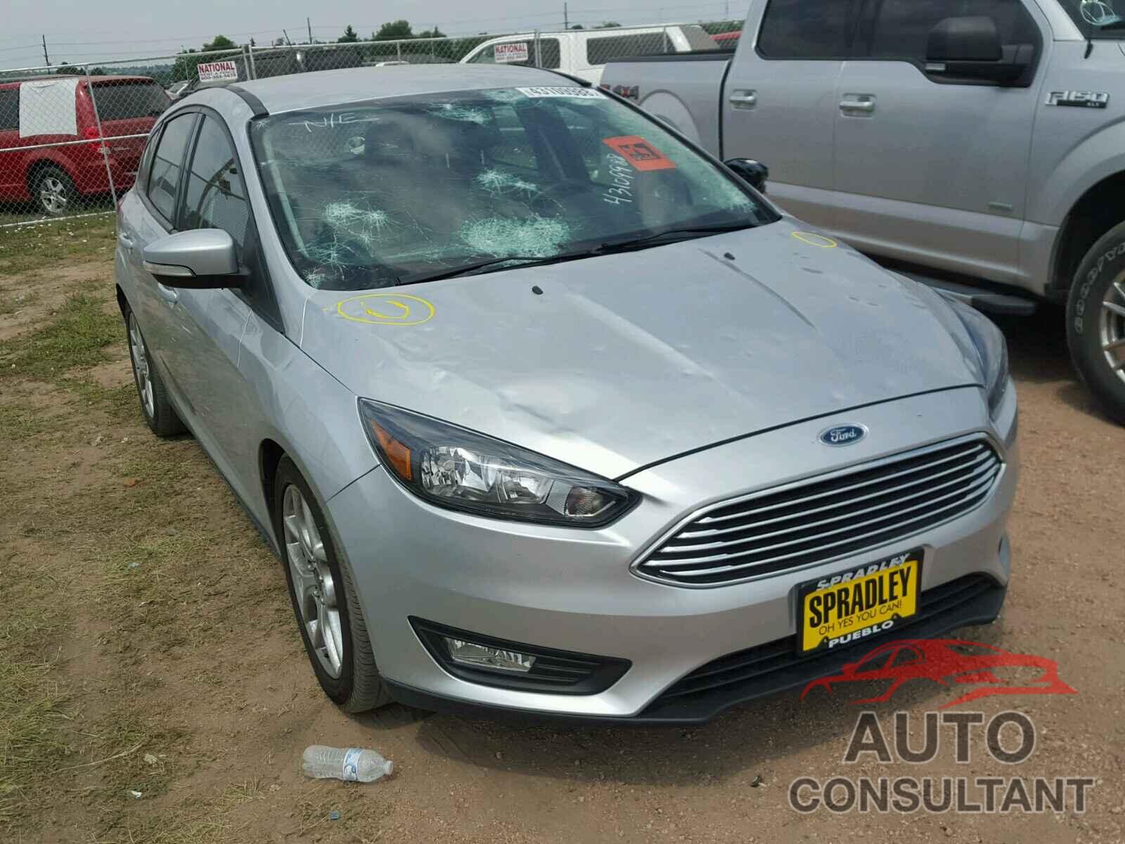 FORD FOCUS 2015 - 1FADP3K22FL306174