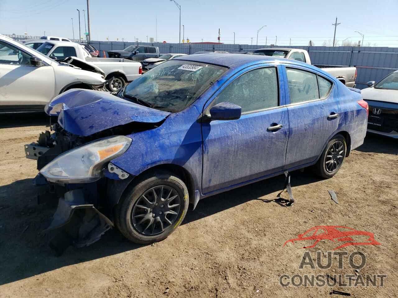 NISSAN VERSA 2017 - 3N1CN7AP0HL819529