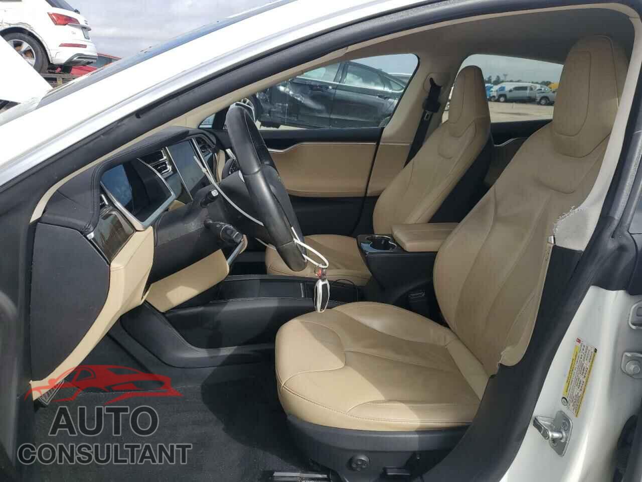 TESLA MODEL S 2013 - 5YJSA1DG3DFP03912