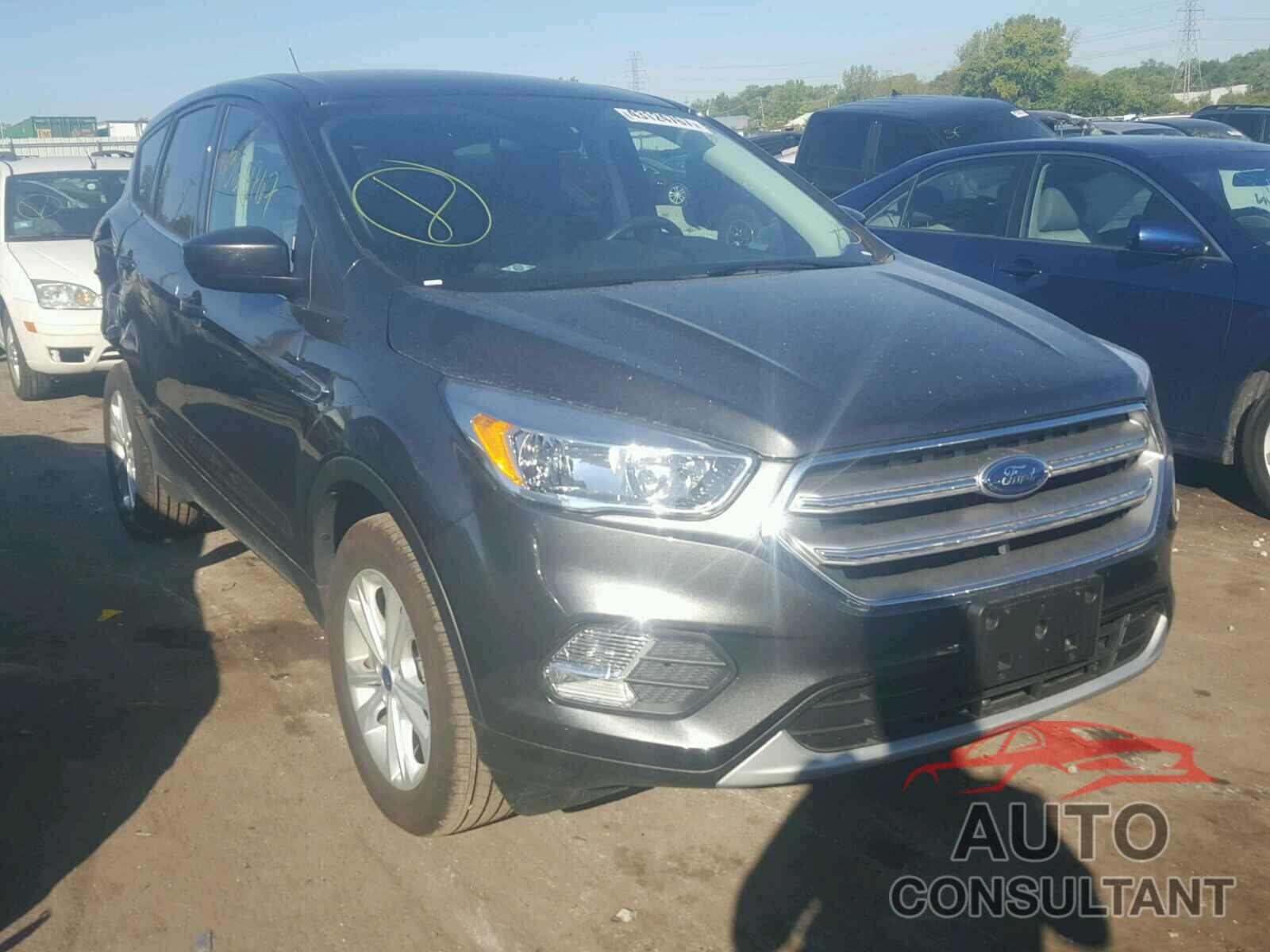 FORD ESCAPE 2017 - 1FMCU9GD5HUE48748