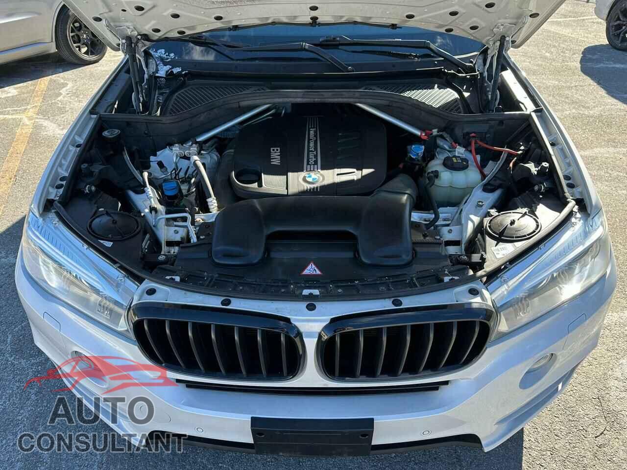 BMW X5 2015 - 5UXKS4C54F0N12112