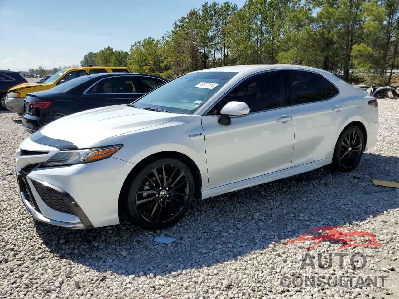 TOYOTA CAMRY 2021 - 4T1K31AK6MU029678