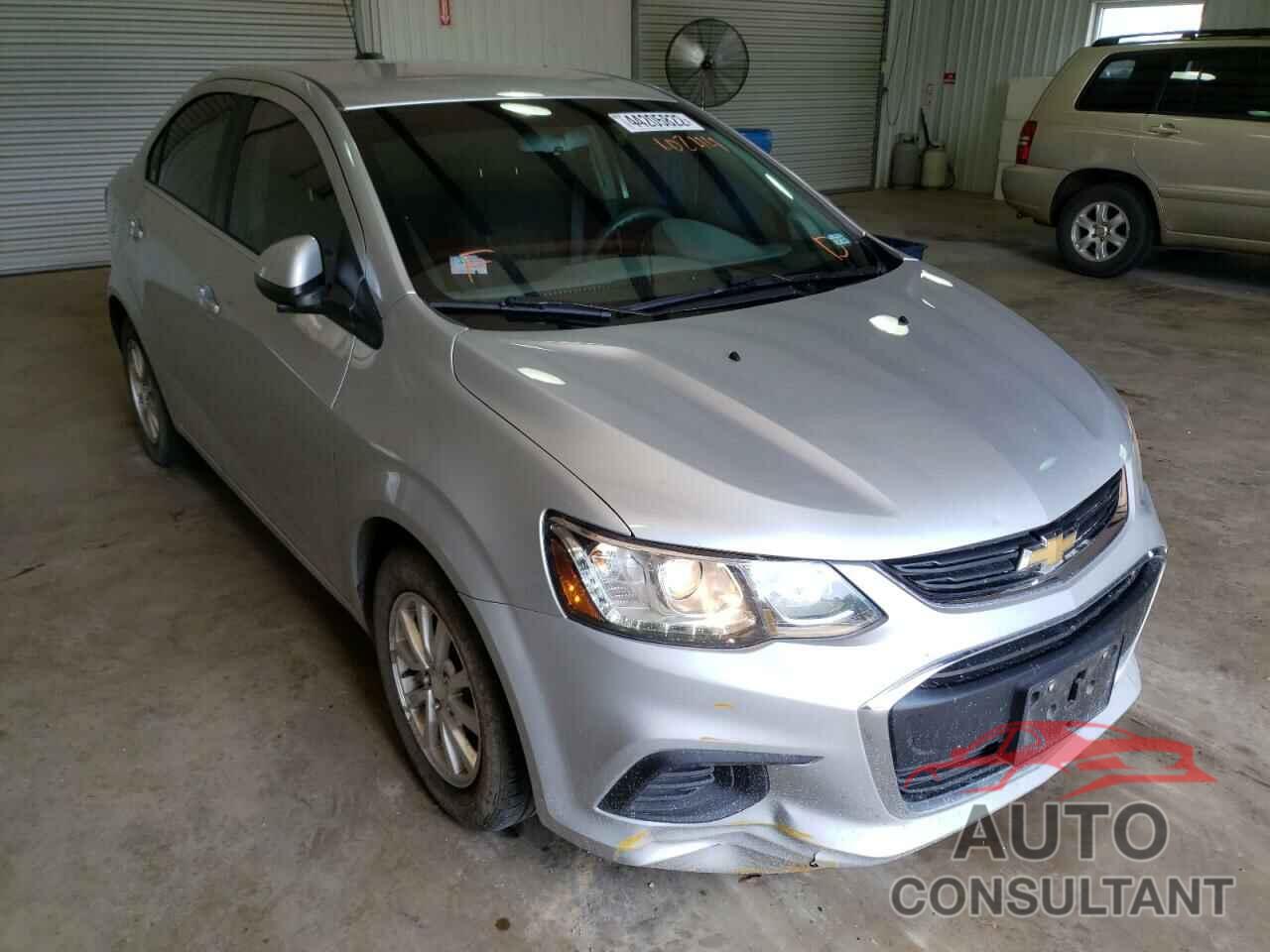 CHEVROLET SONIC 2017 - 1G1JD5SH0H4102114